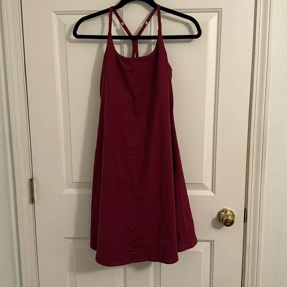 Small, Halara, burgundy wine color, ptp 14 1/2, length 31